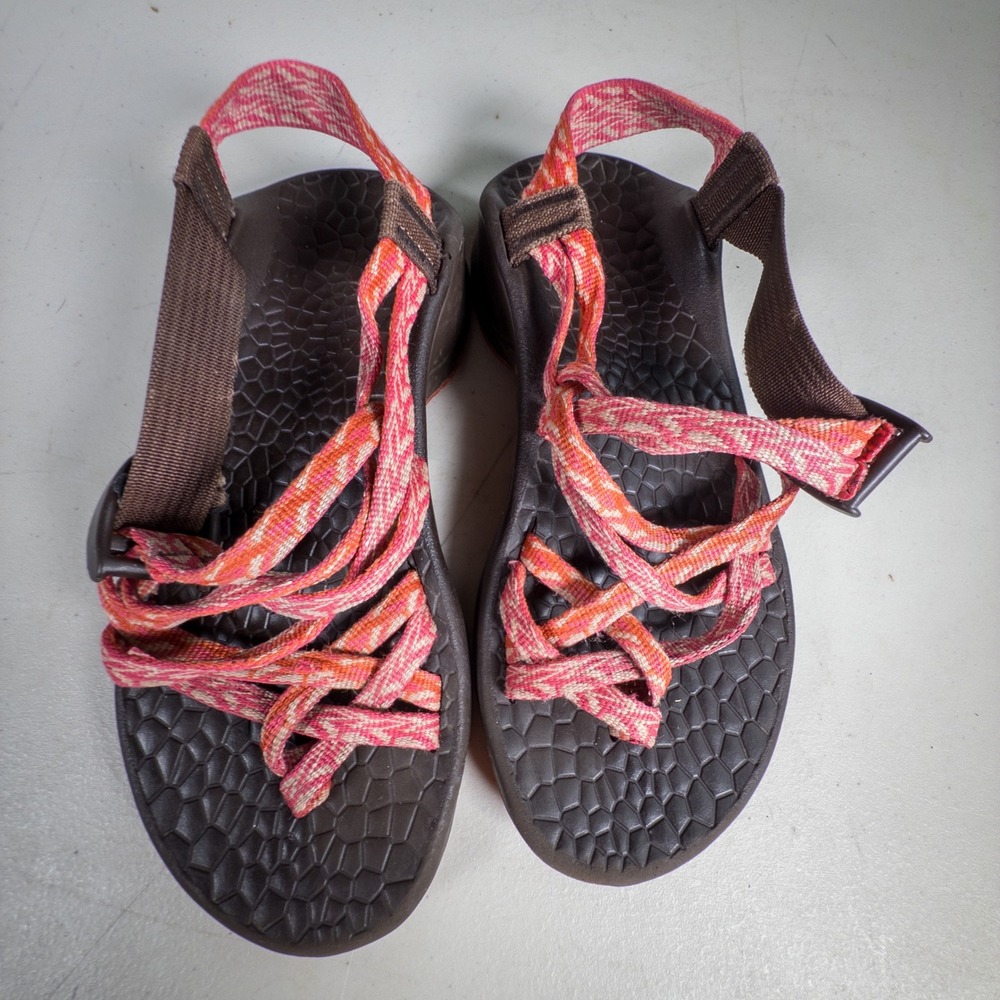 Chaco Sandals‎ Women's Strappy Flip Flop Athletic Outdoor Comfort Shoes Size 9